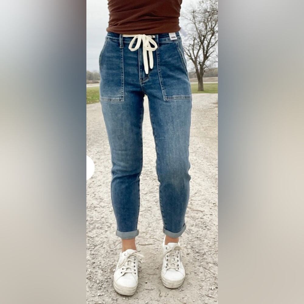 Judy Blue Straight Leg Paxton Joggers Jeans with Tie Detail 5/27 - Picture 6 of 11